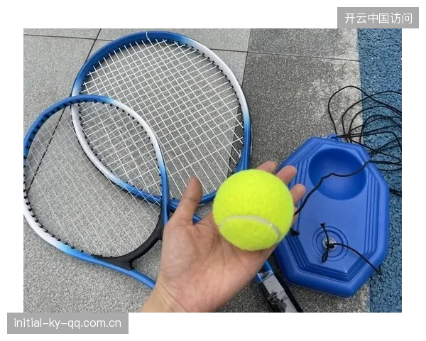 网球器材革命：球拍新材料引爆话题